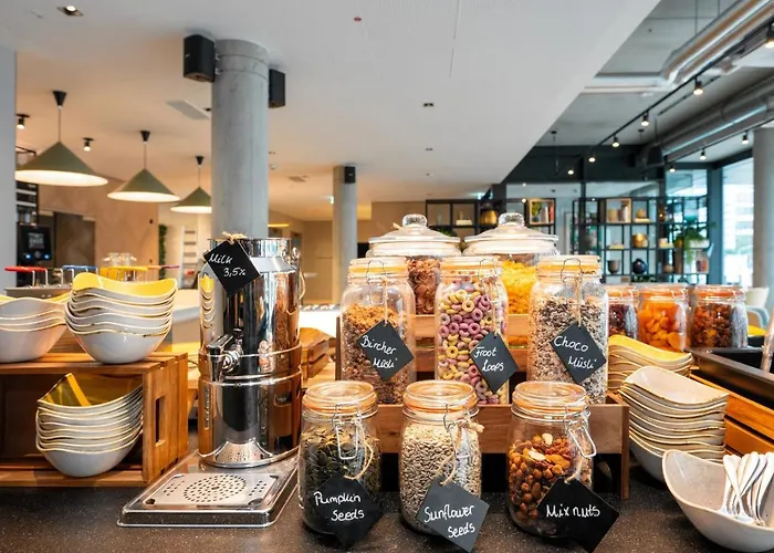 Hotel Staycity Frankfurt Airport 4*