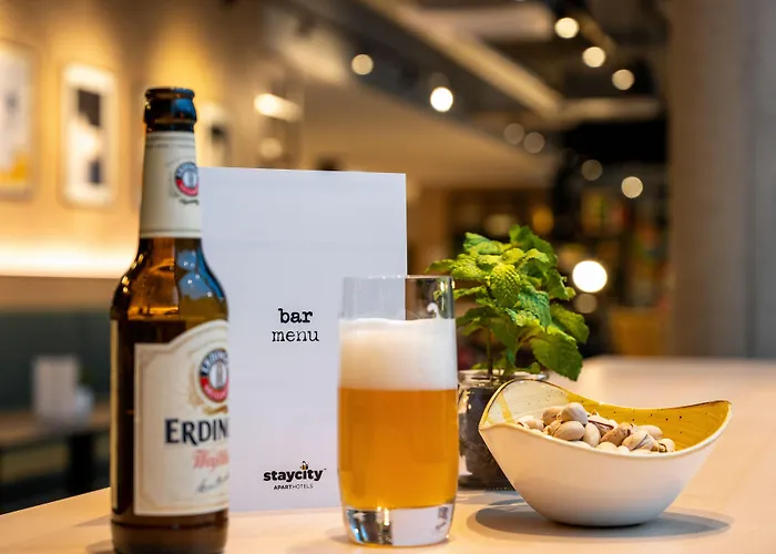 Hotel Staycity Frankfurt Airport 4*