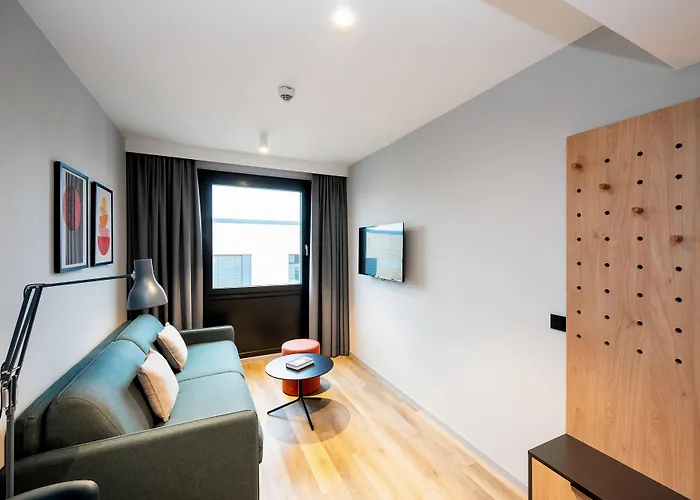 Staycity Frankfurt Airport فندق
